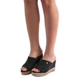 Best Shoes Sandalias de cuña negro 1