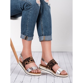 SHELOVET Sandalias cómodas marrón gris 4