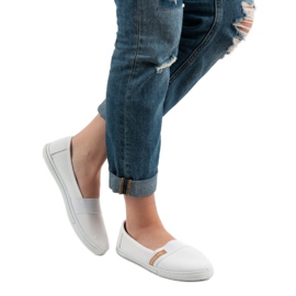 Cómodo VICES Slipony blanco 2