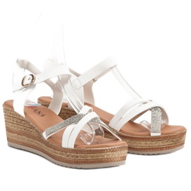 SHELOVET Sandalias ligeras con tacón de cuña blanco 6