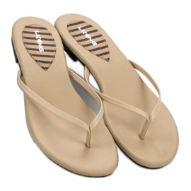 SHELOVET Chanclas clásicas marrón 4