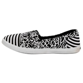 Sweet Shoes Slipons con patrón blanco negro 2