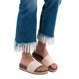 Bestelle Pantuflas clásicas de gamuza beige 1