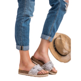 Bestelle Pantuflas Con Volante gris 6