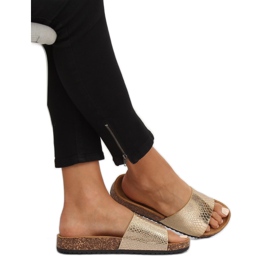 Pantuflas doradas de mujer PK44491 Gold dorado 2
