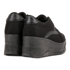 SHELOVET Zapatos negros en la plataforma 2