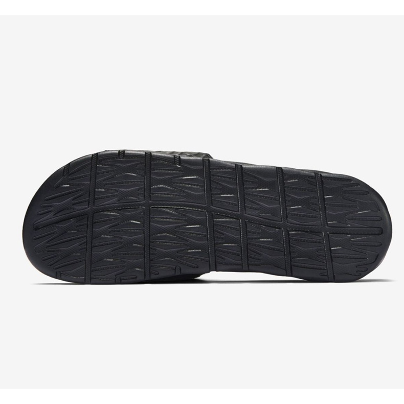 Chanclas Nike Benassi Solarsoft 705474-070 negro 2 Chanclas Nike Benassi Solarsoft 705474-070 negro 2