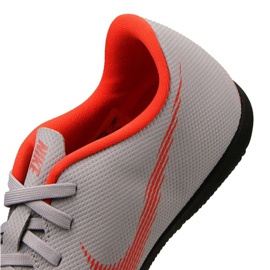 Zapatos de interior Nike Mercurial Vapor 12 Club Gs Ic Jr AH7354-060 multicolor blanco 3