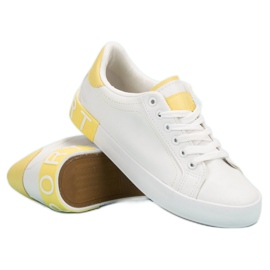 SHELOVET Zapatillas con estilo blanco 4