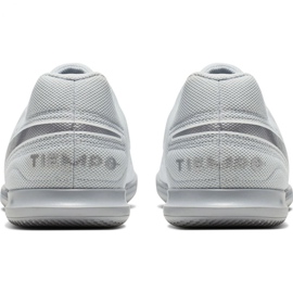 Zapatos de interior Nike Tiempo Legend 8 Club Ic M AT6110-100 blanco blanco 4