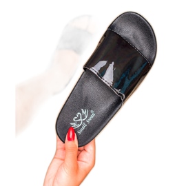 Small Swan Zapatillas negras de moda negro 2