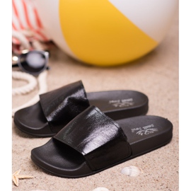 Small Swan Pantuflas de mujer casual negro 2
