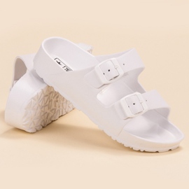 SHELOVET Pantuflas Ligeras Con Hebilla blanco 1