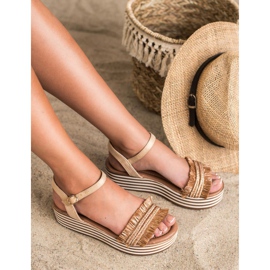 Sandalias VICES beige oscuro 1