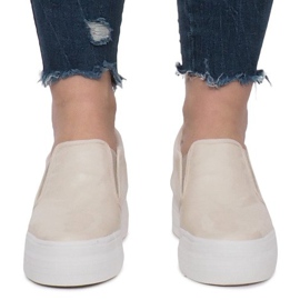 Deportivas Lacadas Sobre Cuña KB-125 Beige 2
