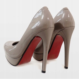 Pasadores lacados en la plataforma S3477-3 Negro beige 4
