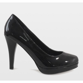 Tacones lacados negros de Casia 2