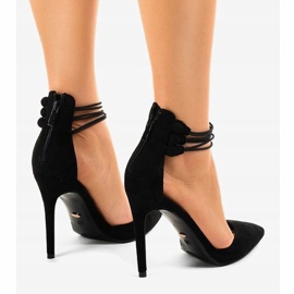 Bombas negras en un pin 6941-P negro 4