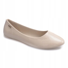 Bailarinas lacadas 11037 Beige 1