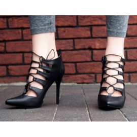 Sandalias altas ricamente decoradas 11033-1 negro 2
