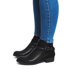 Decorado con botas negras LM-201 negro 4