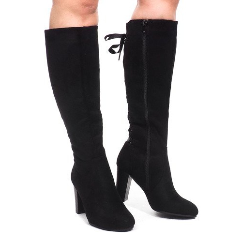 Botas de ante en una barra B02 Negro 1