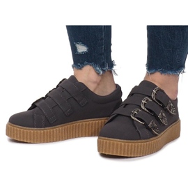 Zapatillas grises en la plataforma Creepersy Candice 4