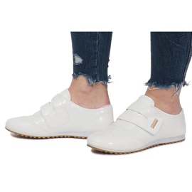 Zapatos Denise Velcro Blancos 3