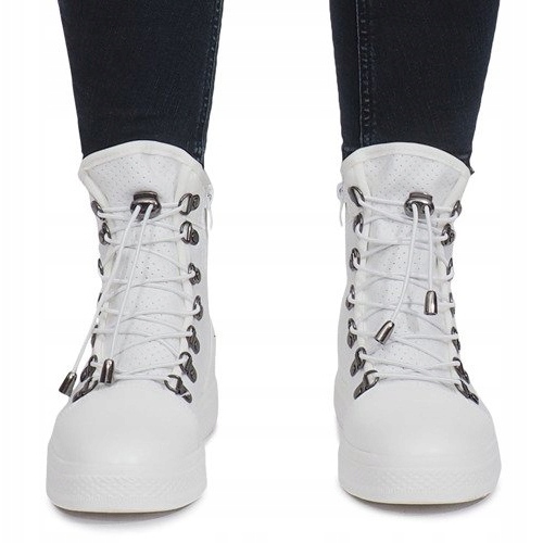 Zapatillas blancas caladas en la cuña Mathilde blanco 1