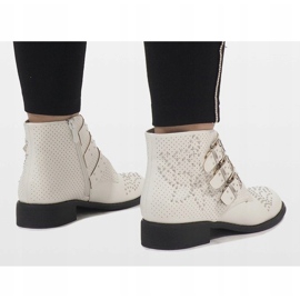 Botas blancas con tachuelas HQ909 blanco 5