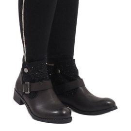 Marquiiz Botas negras con adornos BY95 negro 2