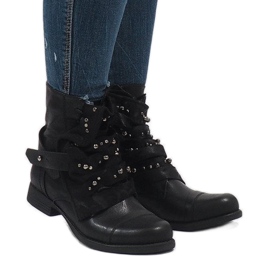 Botas negras aisladas con cordones F1610 negro 2