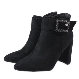 Botas negras aisladas 58-579 negro 3