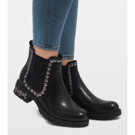 SDS Botas negras aisladas con tachuelas 7387-PA negro 3