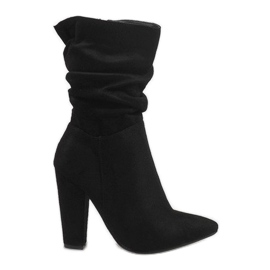Botines de ante negro en el poste 873-16 1