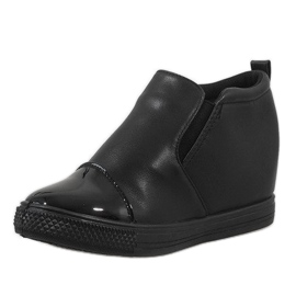 Zapatillas negras en la cuña DD409-1 negro 2