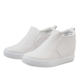 Zapatillas blancas en la cuña DD384-2 blanco 2