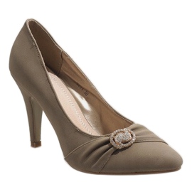 Tacones beige J211 verde 1 Tacones beige J211 verde 1