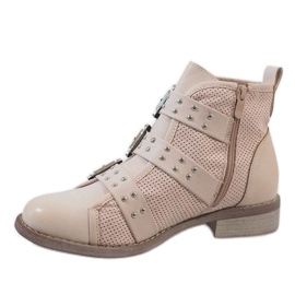 Botas beige con tachuelas 8921 2