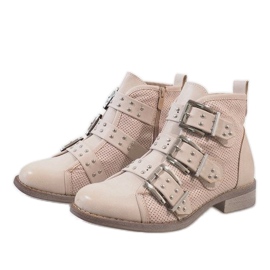 Botas beige con tachuelas 8921 3