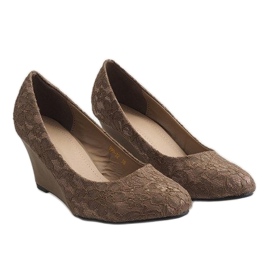 Zapatos de tacón de cuña caqui 999-32 3
