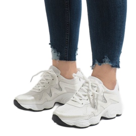 Calzado deportivo blanco de moda KB-153 1 Calzado deportivo blanco de moda KB-153 1