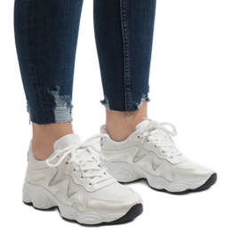 Calzado deportivo blanco de moda KB-153 2 Calzado deportivo blanco de moda KB-153 2