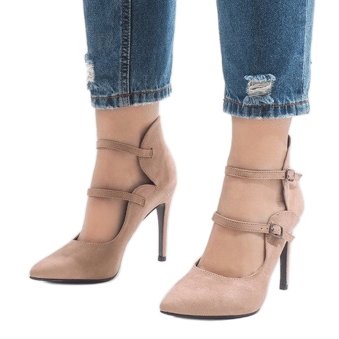 Bombas en un pin 6613-5 beige 1 Bombas en un pin 6613-5 beige 1