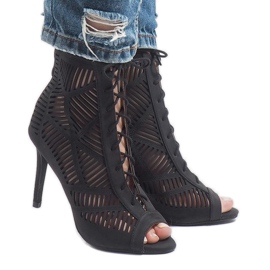 Botines negros 1610-225 2 Botines negros 1610-225 2