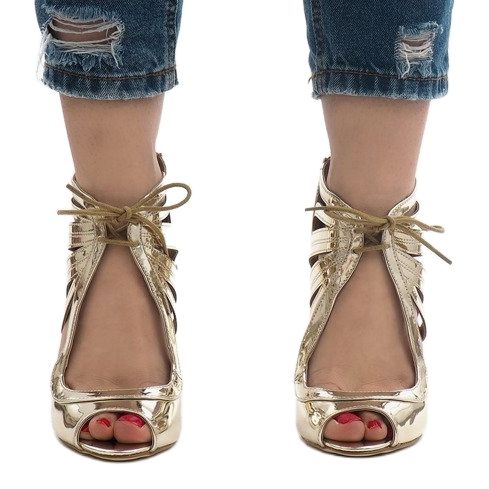 Botines abiertos dorados barnizados C-003 1