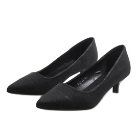 Zapatos negros con tacón B-36 2