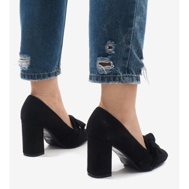 Zapatos de tacón de ante negro en el pilar N510 5