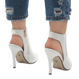 Botas blancas abiertas de tacón alto 9095-98 blanco 3