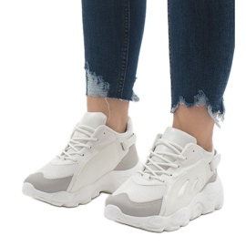 Zapatos deportivos blancos de moda 9115 1